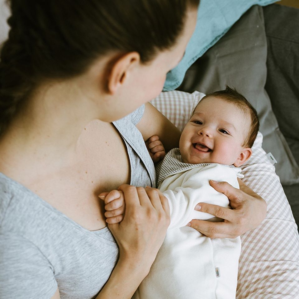 Why should I hold my baby? Mimi's Baby Concept